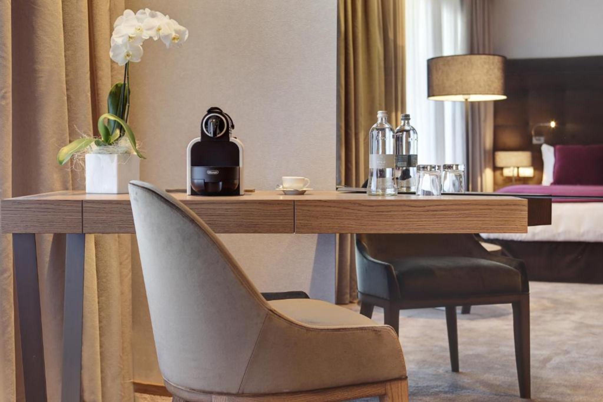 Grand Hotel Campione Campione dʼItalia Esterno foto