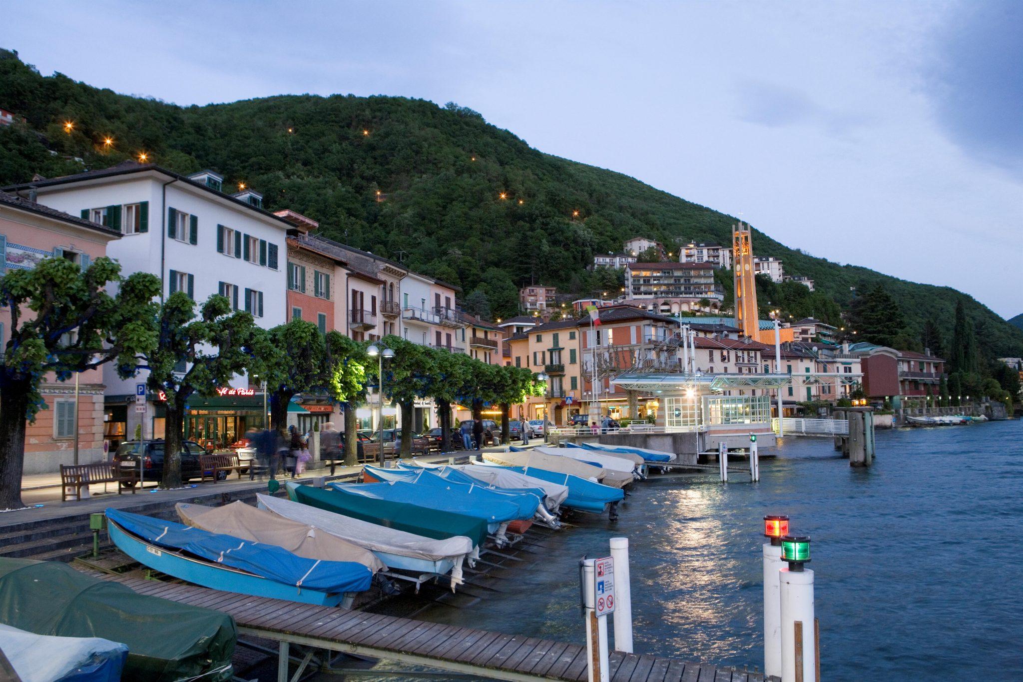Grand Hotel Campione Campione dʼItalia Esterno foto The port of Vico Morcote