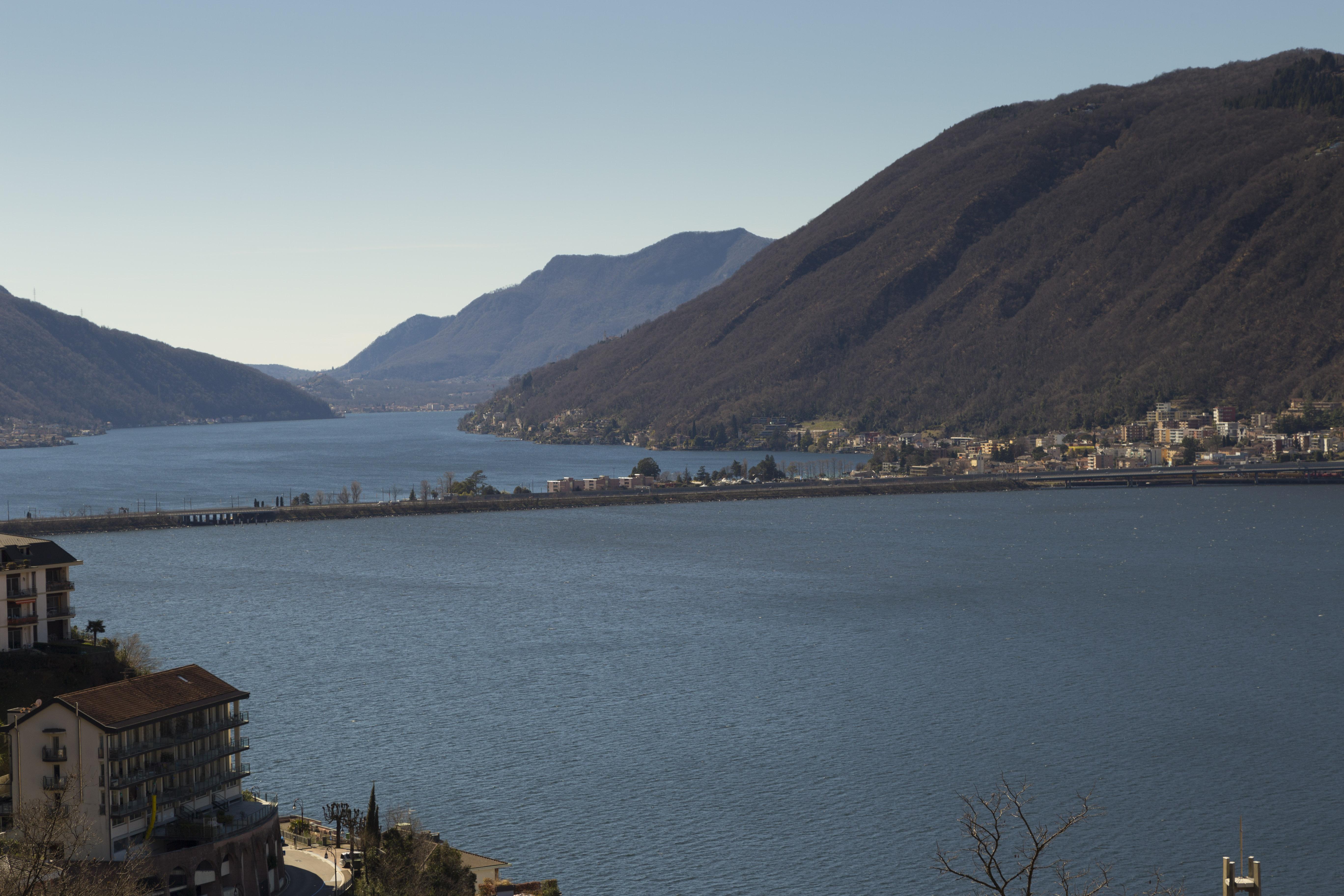 Grand Hotel Campione Campione dʼItalia Esterno foto View of the lake